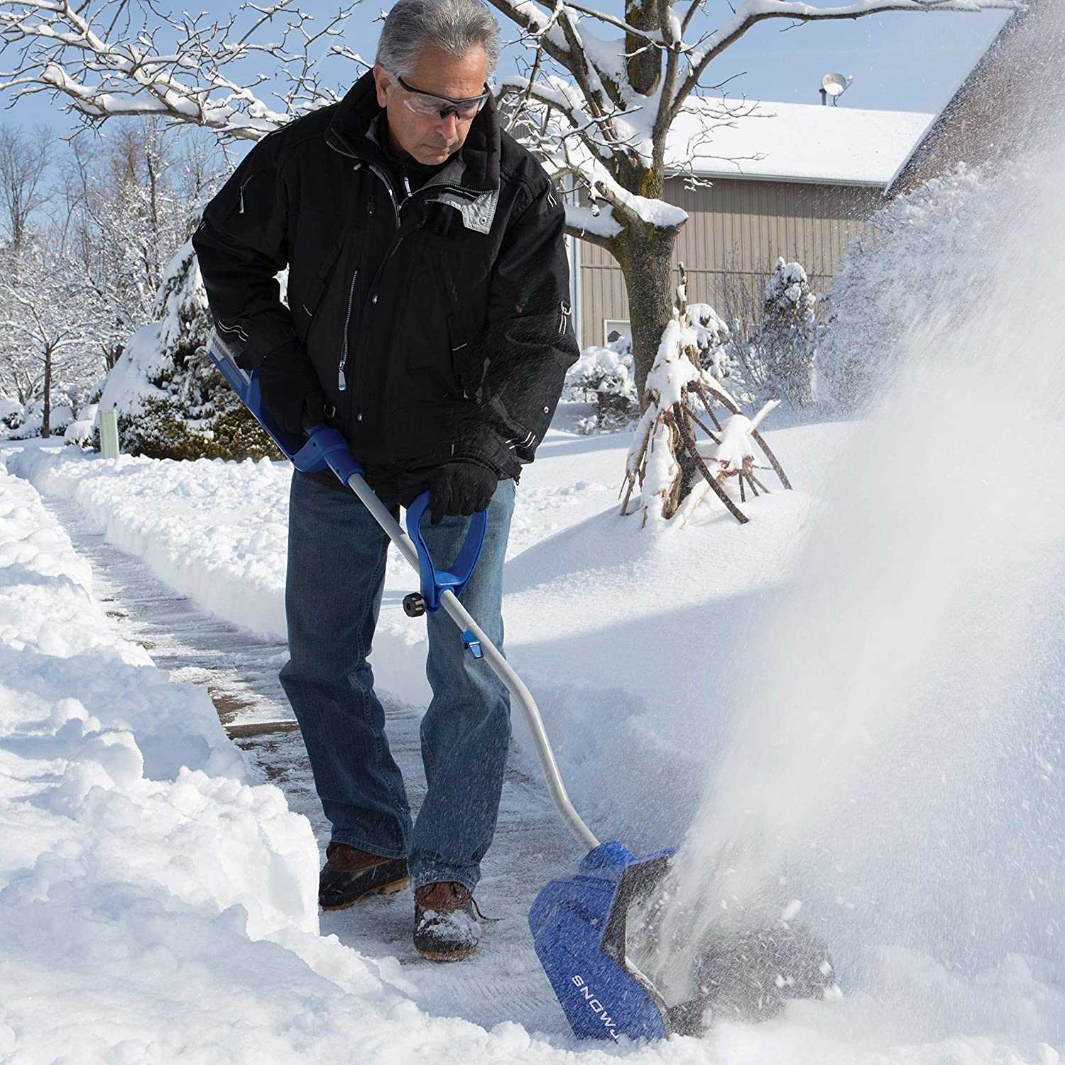Snow Joe Cordless Snow Blowing Snow Shovel In Action - Best Christmas Gifts For Dad
